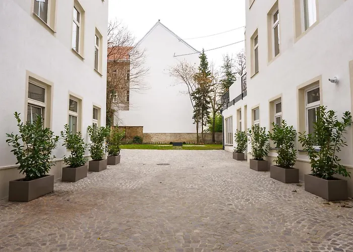 Barnabitengasse Apartment