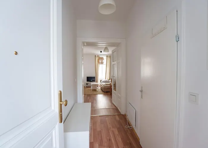 Barnabitengasse Apartment *